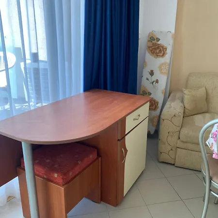 голямо и просторно студио Apartamento Sunny Beach