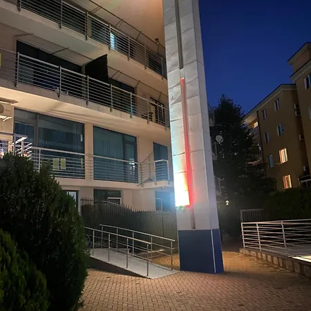 голямо и просторно студио ساني بيتش