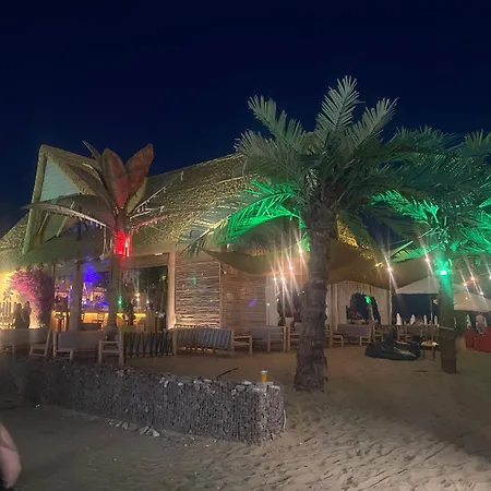 голямо и просторно студио شقة *